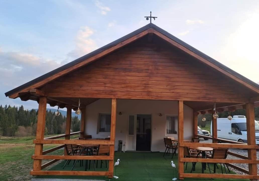 Cabane Areama Neagra Izvoru Muresului Exterior photo