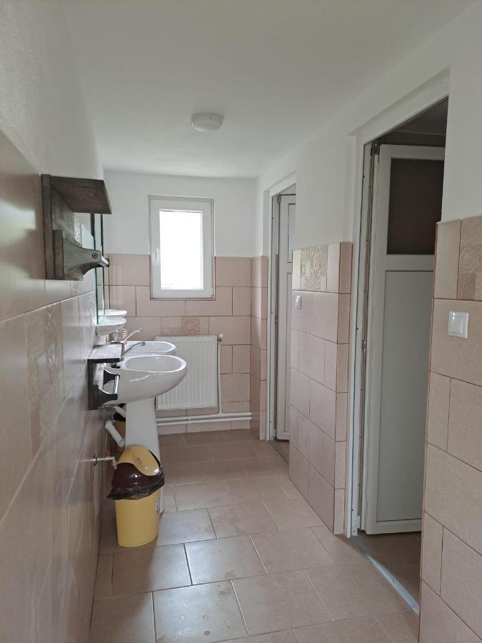 Cabane Areama Neagra Izvoru Muresului Exterior photo